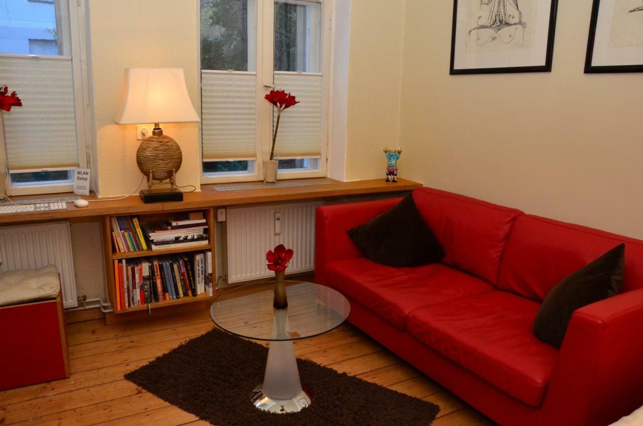 Zentral Gelegen - Stilvolles Appartment In Moabit ベルリン エクステリア 写真
